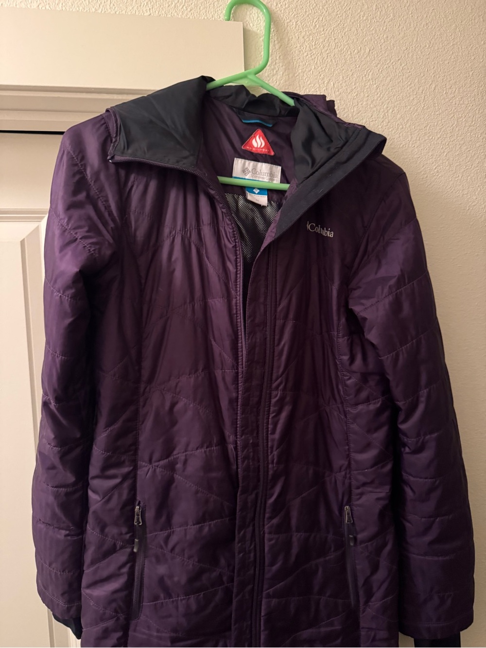 Columbia Women's Heavenly Hooded Purple Long Puffer Coat Women’s XS.